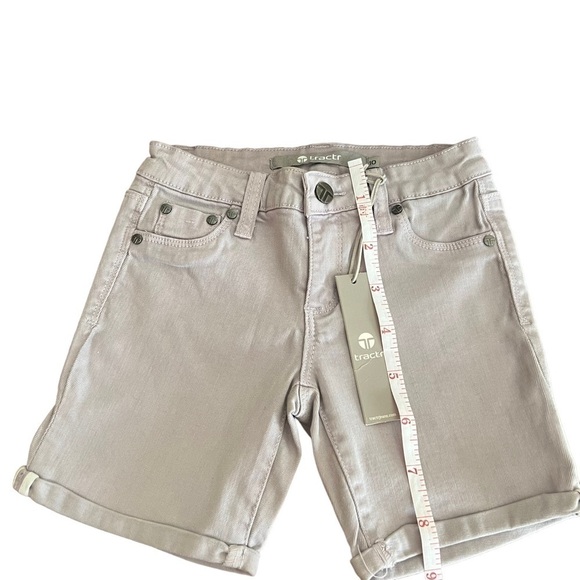 NWT Tractr- Girls Short Jeans Denim- Gray. Size 10 - Picture 4 of 6